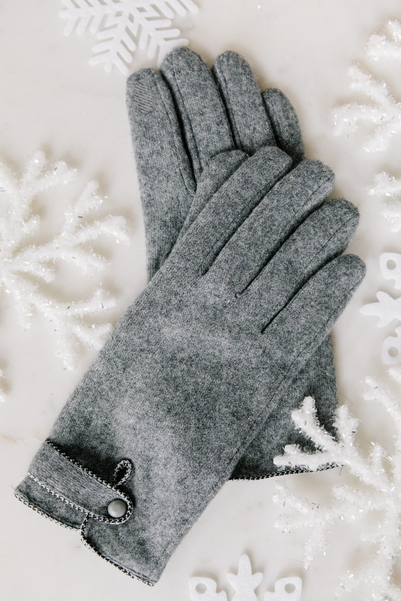 Keepin' Warm Gray Wool Gloves